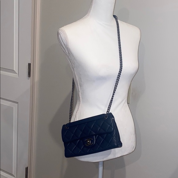 Chanel flap bag - Picture 11 of 11